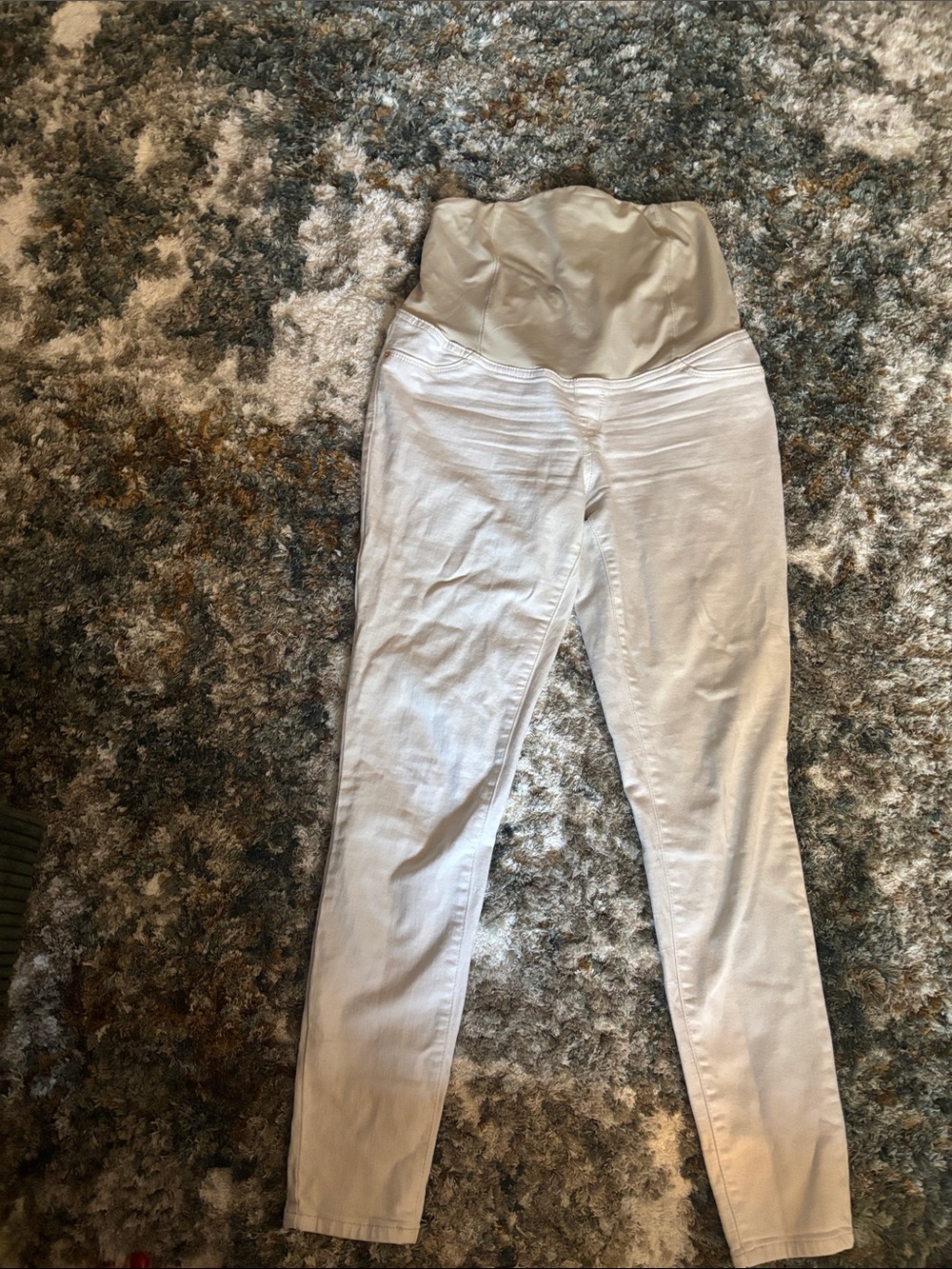 Cream Maternity jeggings with Stretch Waistband🤱🏻
